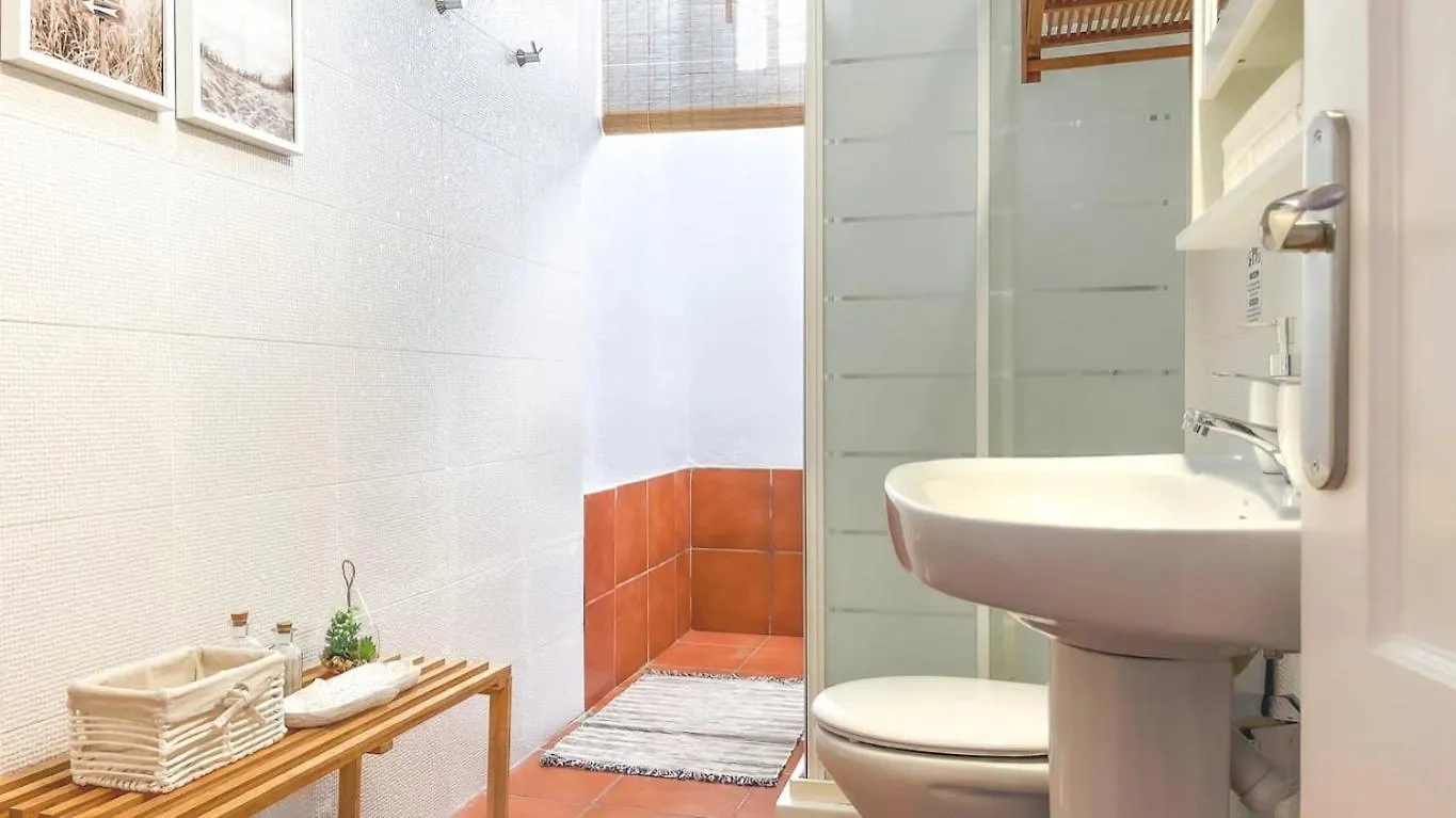 Harmony Beach Views Home With Terrace Telde